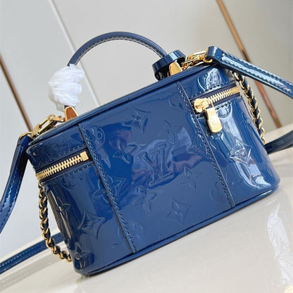 Vanity Chain Pouch - Luxury Wallets on Chain and Micro Bags