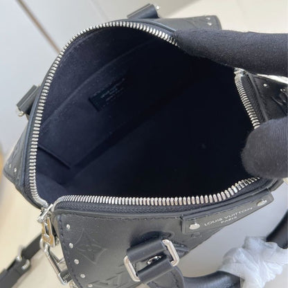 Louis Vuitton Speedy Trunk 20
